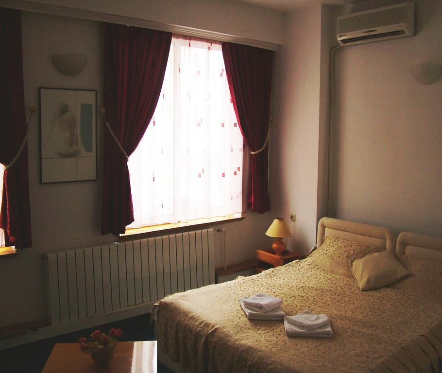Hotel Residence Inn Üsküp Oda fotoğraf