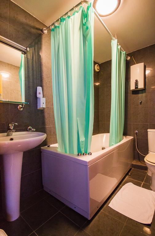 Hotel Residence Inn Üsküp Oda fotoğraf