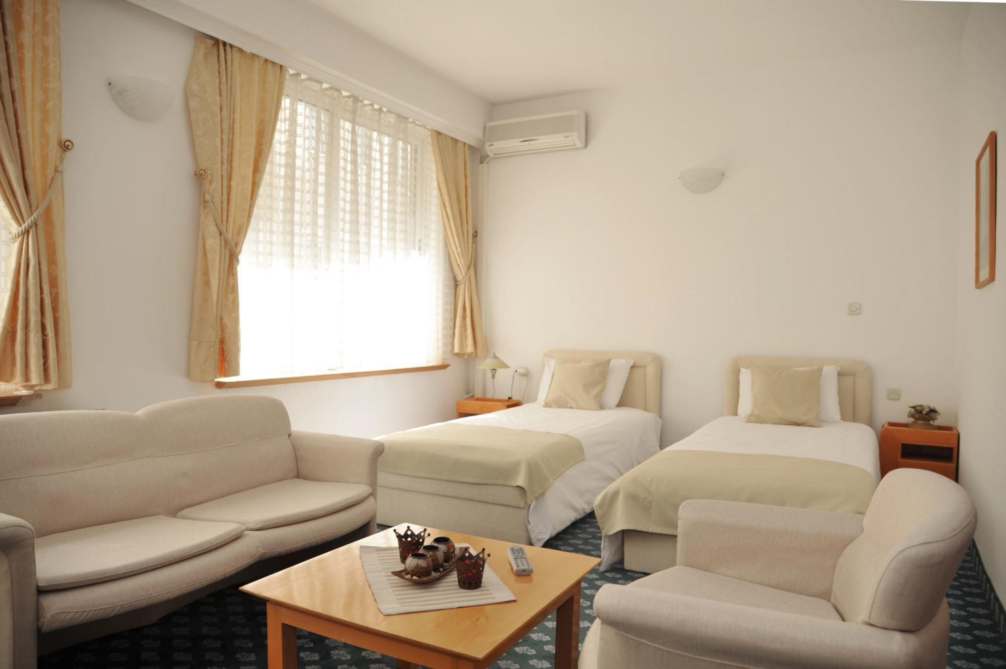 Hotel Residence Inn Üsküp Dış mekan fotoğraf