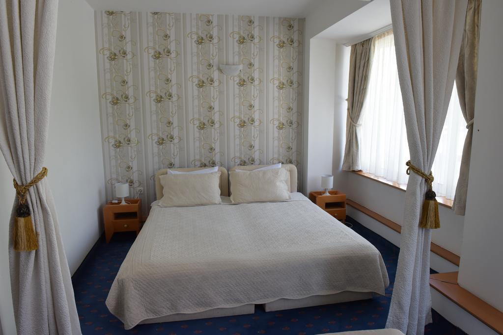 Hotel Residence Inn Üsküp Dış mekan fotoğraf