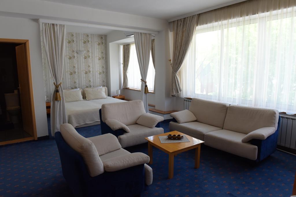Hotel Residence Inn Üsküp Dış mekan fotoğraf