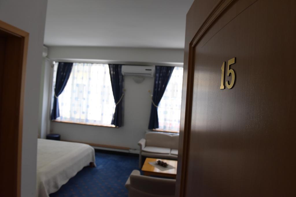 Hotel Residence Inn Üsküp Dış mekan fotoğraf