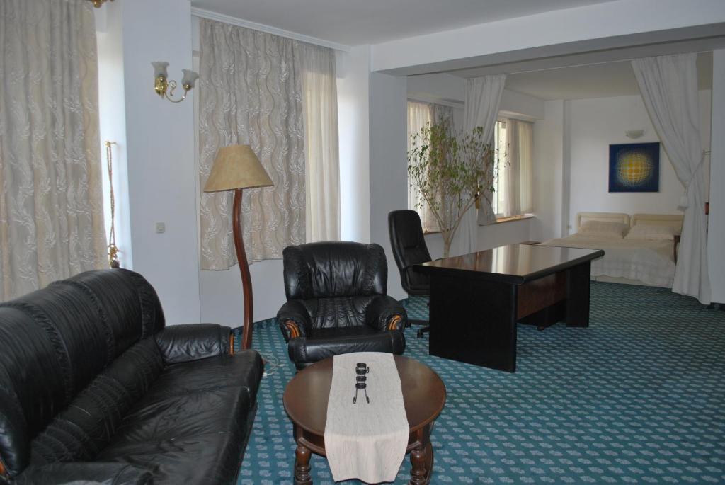 Hotel Residence Inn Üsküp Oda fotoğraf